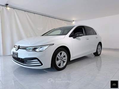 Volkswagen Golf 2.0 TDI DSG SCR Style usata San Giuseppe Vesuviano