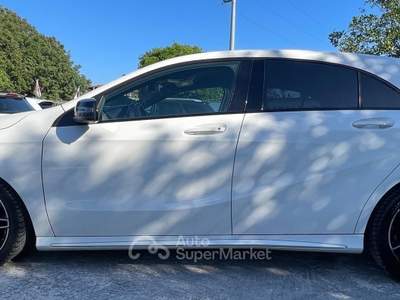 Mercedes-Benz Classe A Mercedes Benz A200d Premium AMG Night 2.2 CDI 136c usata Anzio