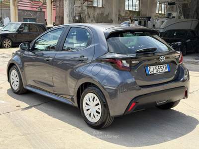 Toyota Yaris 1.0 5 porte Business Grigio usata Arcola