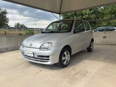 Fiat 600 1.1 50th Anniversary SERVOSTERZO ARIA CONDIZIONATA Argento usata Pavia