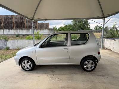 Fiat 600 1.1 50th Anniversary SERVOSTERZO ARIA CONDIZIONATA Argento usata Pavia