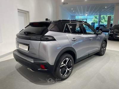 Peugeot 2008 1.2 Hybrid GT e-DCS6 Argento usata Montagna in Valtellina