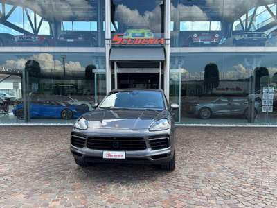 Porsche Cayenne 3.0 V6 E-Hybrid Grigio usata Castiglione delle Stiviere