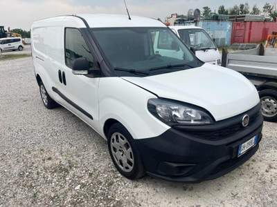 Fiat Doblò Doblò 1.6 MJT 105CV S&S PL Combi Maxi N1 Lounge Bianco usata Gemona del Friuli