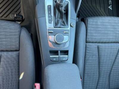 Audi A3 Cabrio 2.0 TDI S tronic Sport Nero usata Stra