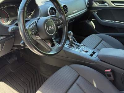 Audi A3 Cabrio 2.0 TDI S tronic Sport Nero usata Stra