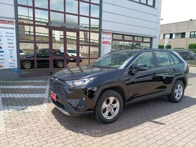 Toyota RAV4 RAV4 2.5 HV (222CV) E-CVT AWD-i Active Blu/Azzurro usata Vignate