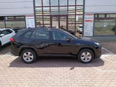 Toyota RAV4 RAV4 2.5 HV (222CV) E-CVT AWD-i Active Blu/Azzurro usata Vignate