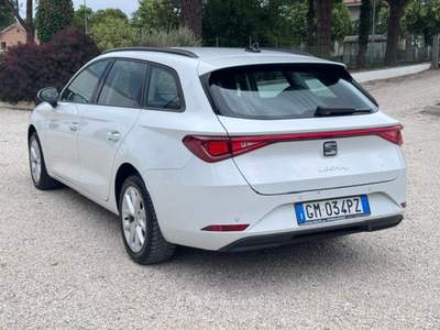 Seat Leon 1.5 TGI DSG METANO Business Bianco usata Pollenza
