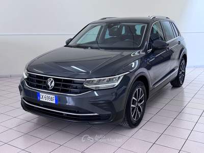 Volkswagen Tiguan TIGUAN 2.0 TDI SCR 122cv LIFE Grigio usata Pollenza