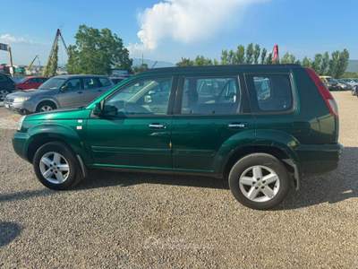 Nissan X-Trail 2.2 dCi Wild 4X2 Verde usata Arezzo