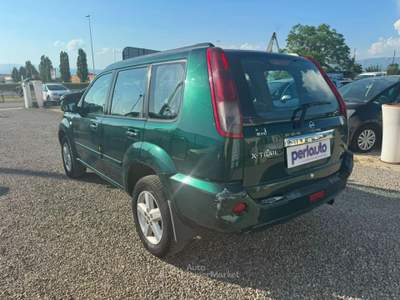 Nissan X-Trail 2.2 dCi Wild 4X2 Verde usata Arezzo