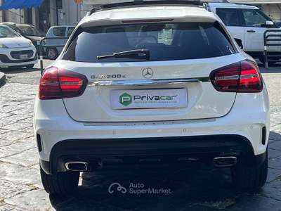 Mercedes-Benz GLA MERCEDES GLA 200 d Automatic Premium Bianco usata Messina