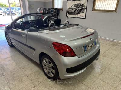 Peugeot 207 CABRIO 1.6 HDi 110 cv. Grigio usata Terracina