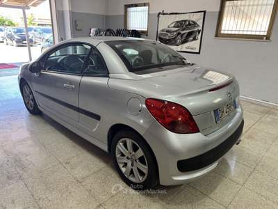 Peugeot 207 CABRIO 1.6 HDi 110 cv. Grigio usata Terracina