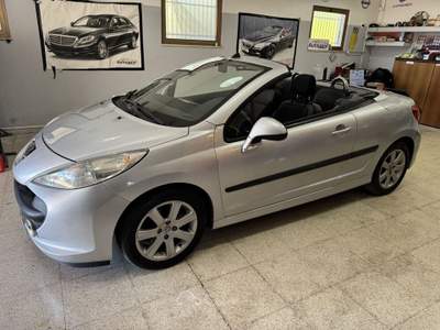 Peugeot 207 CABRIO 1.6 HDi 110 cv. Grigio usata Terracina