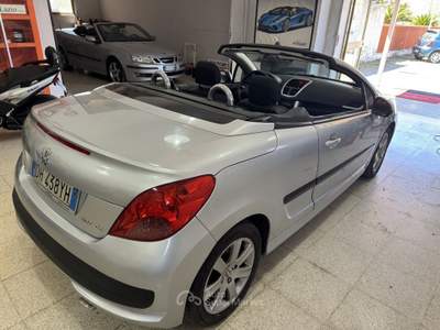 Peugeot 207 CABRIO 1.6 HDi 110 cv. Grigio usata Terracina