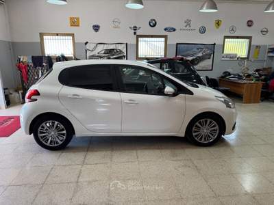 Peugeot 208 BlueHDi 1.5 dci 100 cv. Allure OK NEOP Bianco usata Terracina