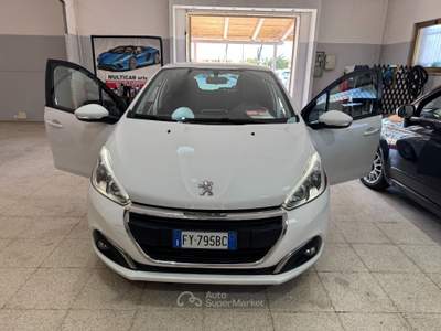 Peugeot 208 BlueHDi 1.5 dci 100 cv. Allure OK NEOP Bianco usata Terracina