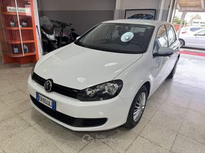 Volkswagen Golf 6 TDi 1.6 CC. 105 cv. Bianco usata Terracina