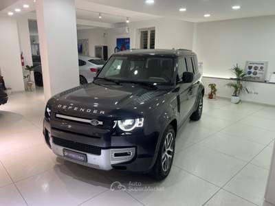Land Rover Defender 110 3.0D I6 200 CV AWD Auto SEda €599,00 Grigio usata Somma Vesuviana