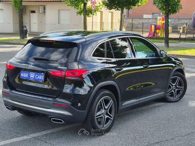 Mercedes-Benz GLA 220 200 d Automatic 4Matic Premium Nero usata Caresanablot