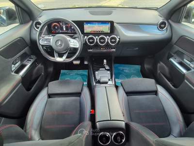 Mercedes-Benz GLA 220 200 d Automatic 4Matic Premium Nero usata Caresanablot