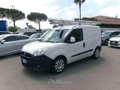 Fiat Doblò DOBLO 1.6 M-JET 105CV E5 FURGONE ALLESTITO SCAFFALATURE, PORTASCALA E PORTATUBI 132000 KM Bianco usata Giugliano in Campania