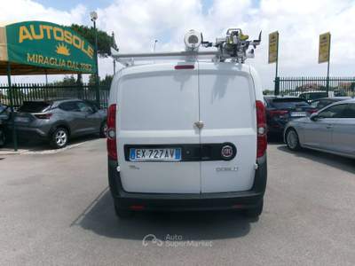 Fiat Doblò DOBLO 1.6 M-JET 105CV E5 FURGONE ALLESTITO SCAFFALATURE, PORTASCALA E PORTATUBI 132000 KM Bianco usata Giugliano in Campania