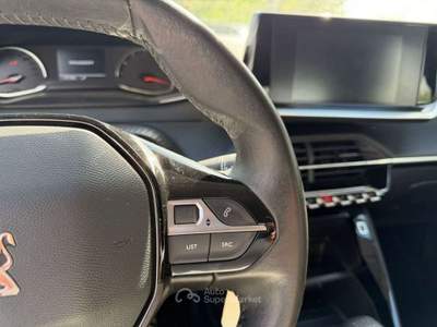 Peugeot 208 PureTech 100 Stop&Start 5 porte Active Pack Rosso usata Rivignano Teor