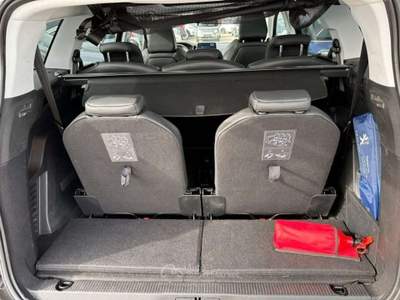 Peugeot 5008 BlueHDi 130 S&S Allure 7 Posti Pelle Grigio usata Rivignano Teor