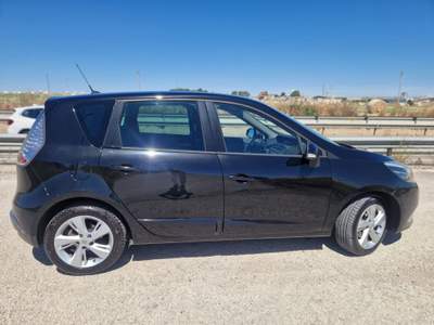Renault Scénic Scenic Scénic XMod 1.5 dCi 110CV Live Nero usata Gravina in Puglia