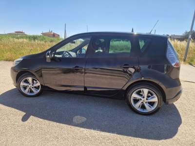 Renault Scénic Scenic Scénic XMod 1.5 dCi 110CV Live Nero usata Gravina in Puglia