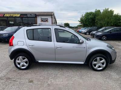 Dacia Sandero Sandero 1.5 dci Stepway 90cv E5 x NEOPATENTATI Argento usata Ravenna