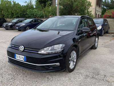 Volkswagen Golf Golf VII  5p 1.5 tgi Business 130cv Nero usata Ravenna