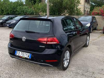 Volkswagen Golf Golf VII  5p 1.5 tgi Business 130cv Nero usata Ravenna