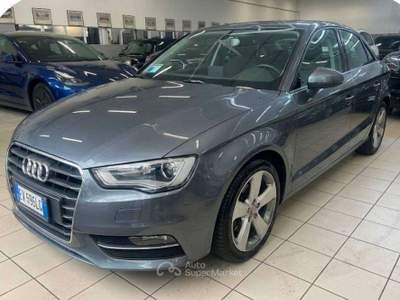 Audi A3 A3 III 2013 Sportback Sportback 1.6 tdi Ambiente Argento usata Milano