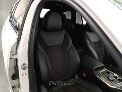 BMW Serie 3 320d 320 d Mhev 48V Touring Msport TETTO PREZZO REALE Bianco usata Casalgrande