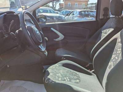Ford Ka+ GPL 1.2cc 69cv Grigio usata Roma