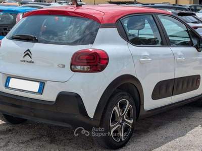 Citroen C3 GPL 1.2PureTech 82cv SHINE Bianco usata Roma