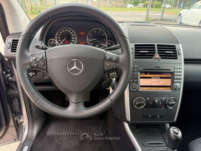 Mercedes-Benz Classe A Classe A 180 be Premium Grigio usata Rezzato