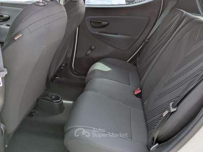 Lancia Ypsilon 1.0 FireFly GOLD 70cv Bianco usata Roma