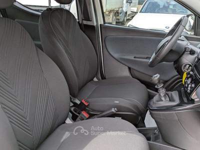 Lancia Ypsilon 1.0 FireFly GOLD 70cv Bianco usata Roma