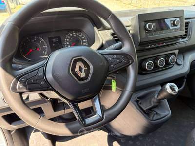 Renault Trafic 2.0 CDI Bianco usata Cinisello Balsamo