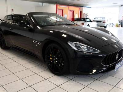 Maserati GranCabrio 4.7 V8 MC Sport Cabrio Nero usata Marmirolo