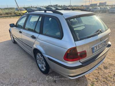 BMW Serie 3 320d 320 320d turbodiesel cat Touring Eletta Argento usata LUCERA