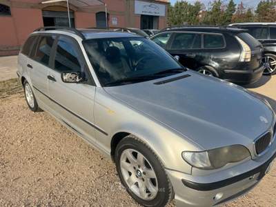BMW Serie 3 320d 320 320d turbodiesel cat Touring Eletta Argento usata LUCERA