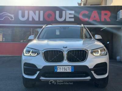 BMW X3 sDrive18d Business Advantage (FULL OPTIONAL) TETTO Bianco usata Roma