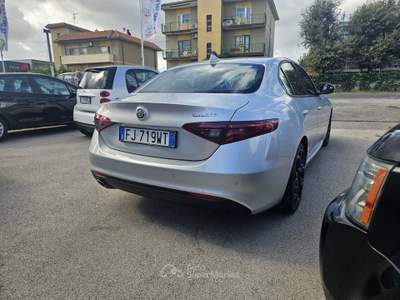 Alfa Romeo Giulia AT8 Super Argento usata Aprilia