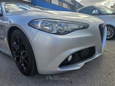 Alfa Romeo Giulia AT8 Super Argento usata Aprilia